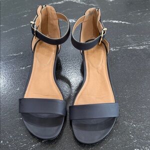 Reaction by Kenneth Cole Navy Ankle Sandal